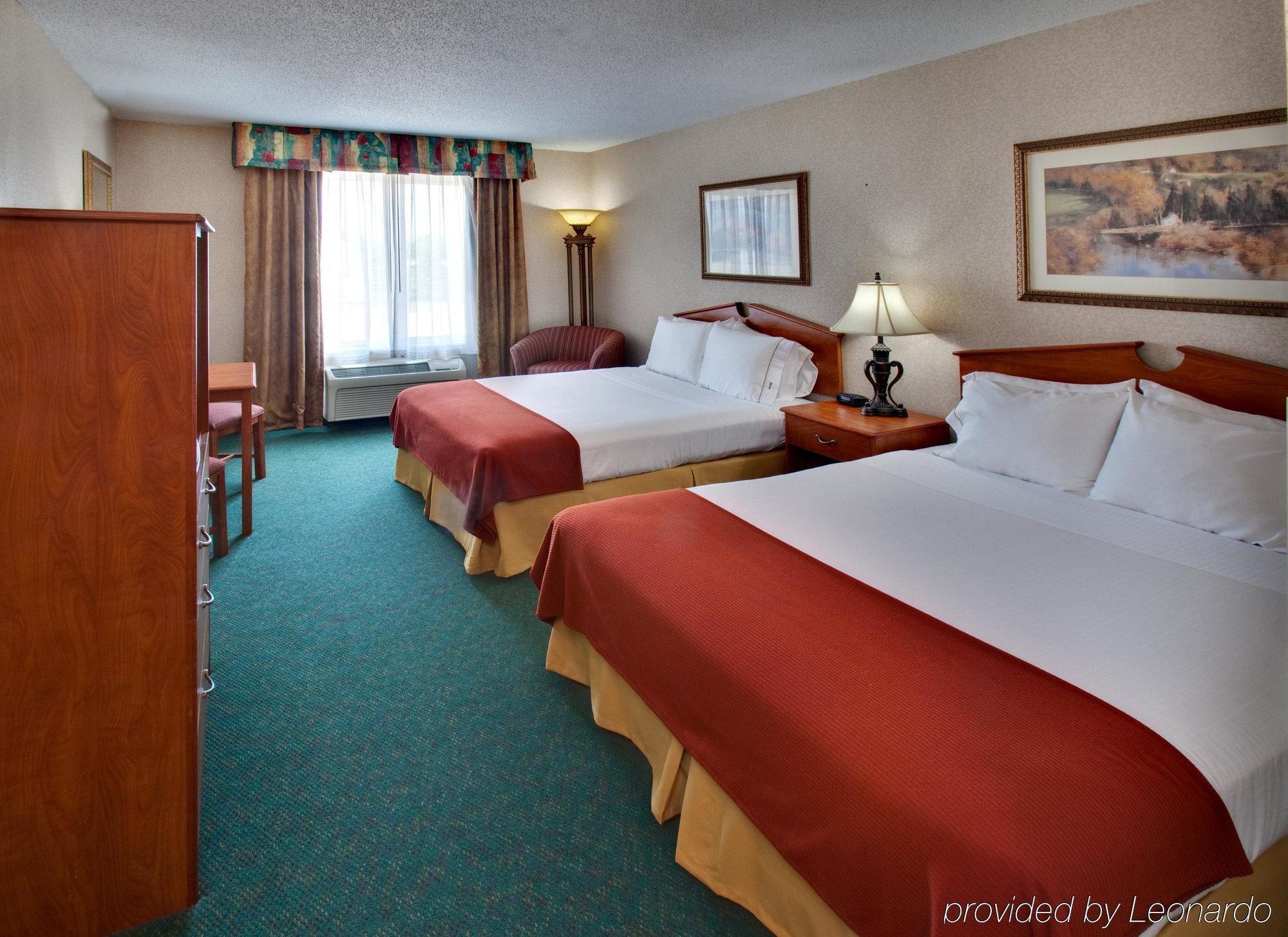 Holiday Inn Express & Suites Vermillion, An Ihg Hotel Zimmer foto